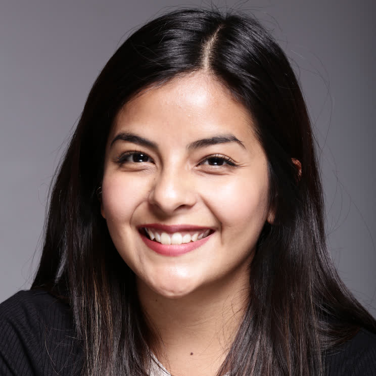 Saludos y videos personalizados de Ari Albarrán